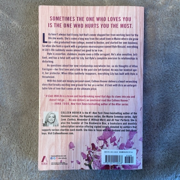 It Ends with Us by Colleen Hoover - Picture 2 of 3